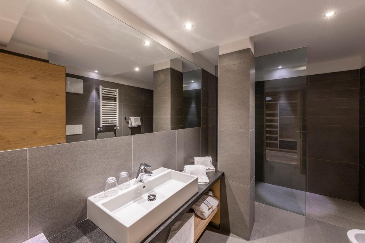 Design & Suite Hotel Ciarnadoi Vigo di Fassa Exteriör bild